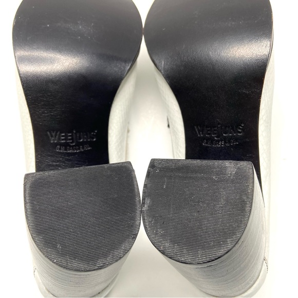 RE/DONE + WEEJUNS The Winsome Heel Loafer in White Textured Leather - Picture 11 of 16